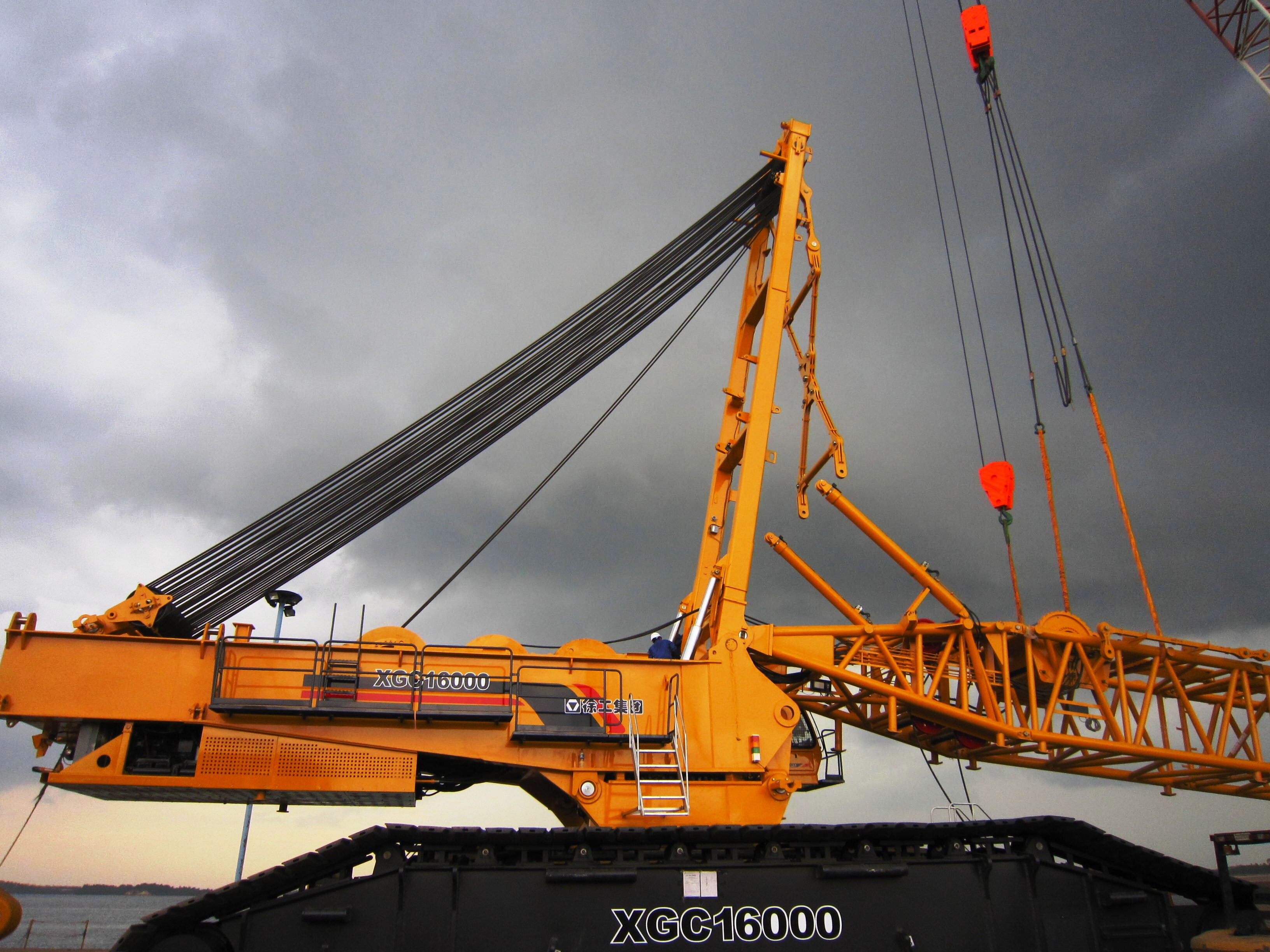 XCMG in kiloton crawler crane export